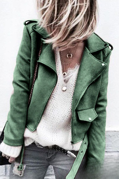Comfortable jacket with a turn-down collar and patches