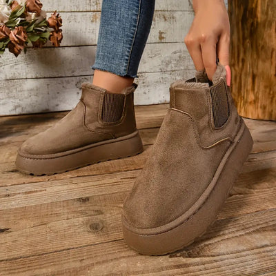 Modern and cozy women's boots for cold days.