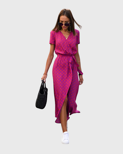 Elegant long dress with short sleeves and belt for special occasions