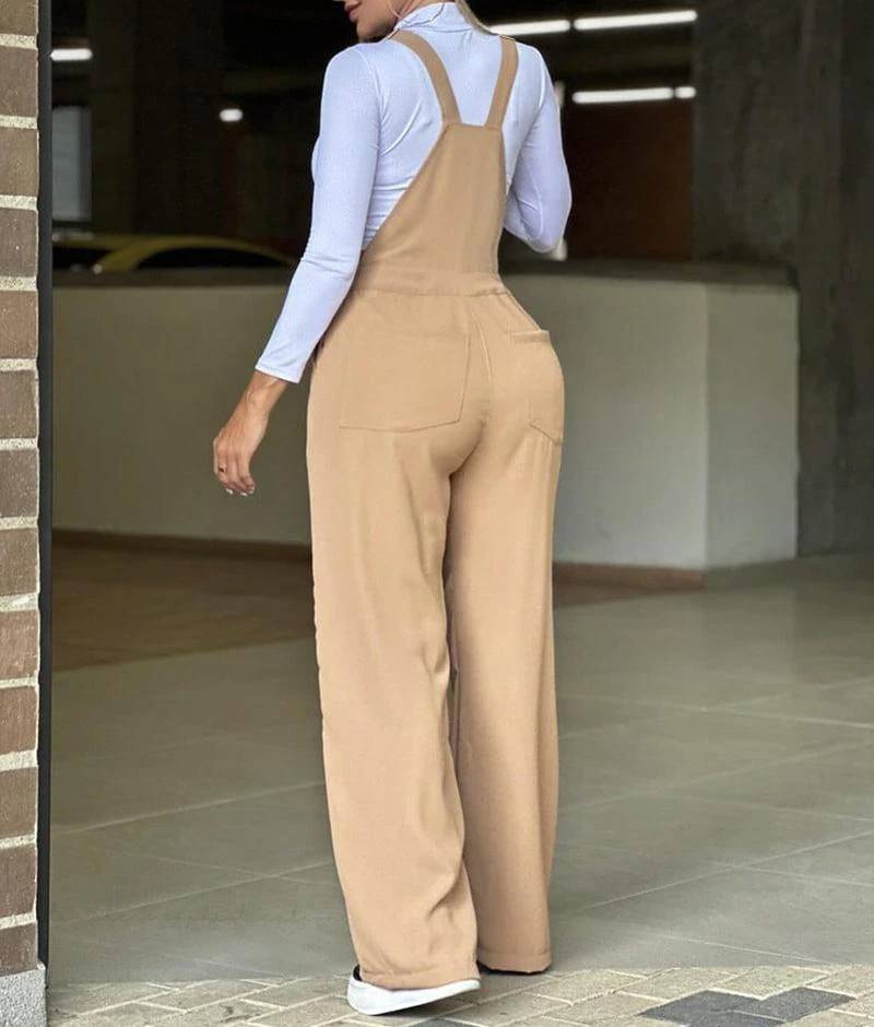 Dayana - Modern wide-leg jumpsuit with pocket design and strap detail