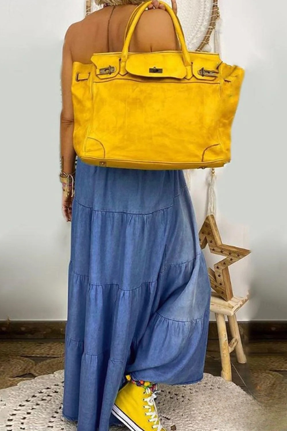 Modern and casual long dress with open neckline and open back