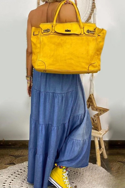 Modern and casual long dress with open neckline and open back