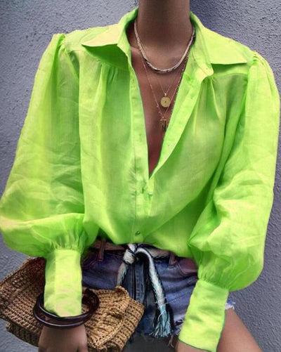 Elegant V-neck blouse for a stylish look