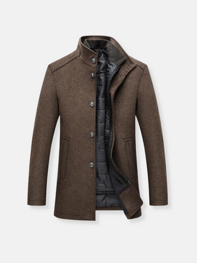 Elegant coat with high collar and button design