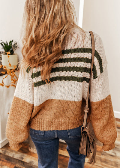 Elegant cardigan with striped design