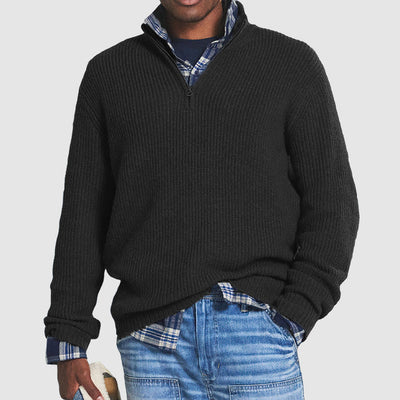 Warm and stylish men's sweater for cold days