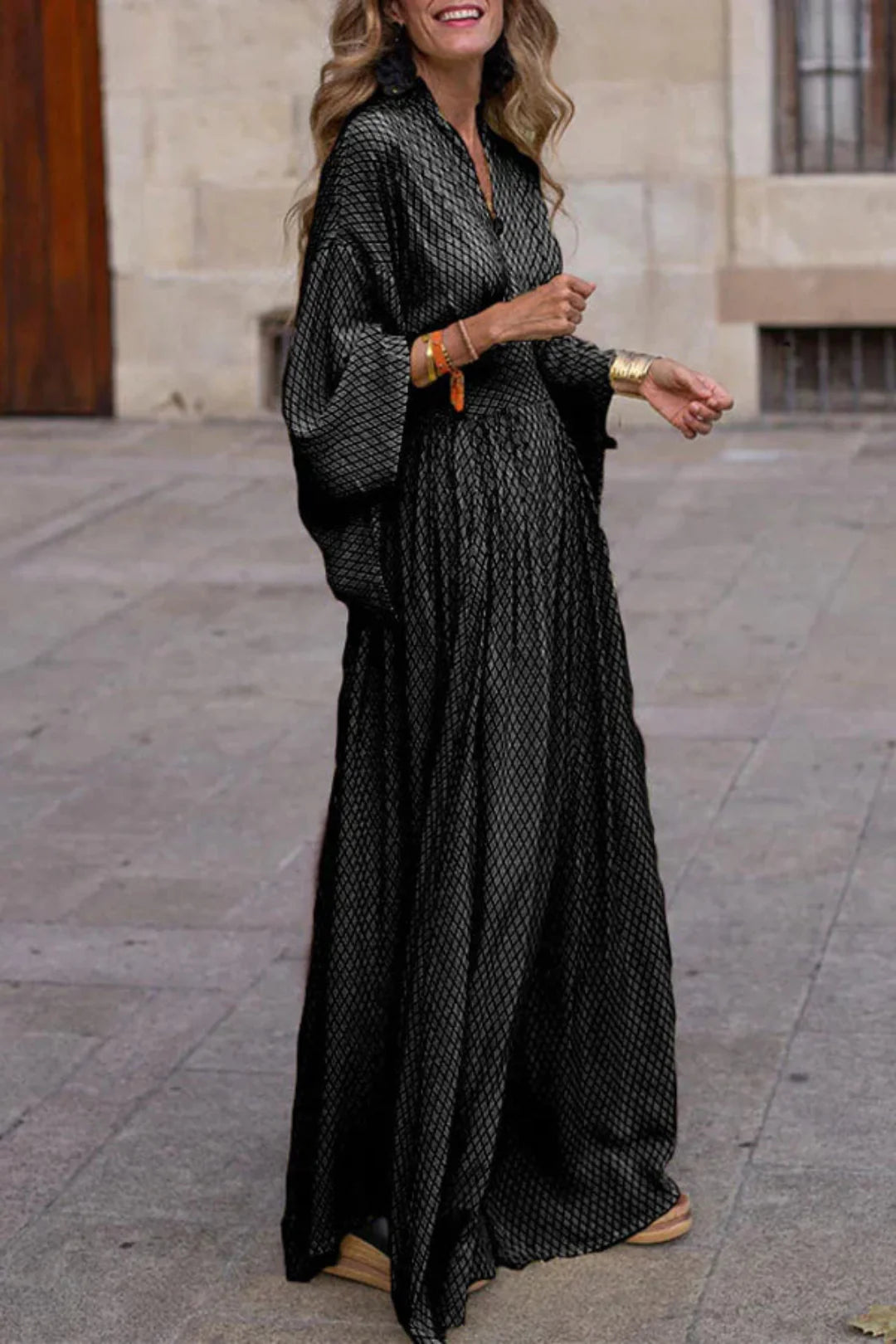 Gemma - Long Sleeve Maxi Dress with V Neck and Geometric Print
