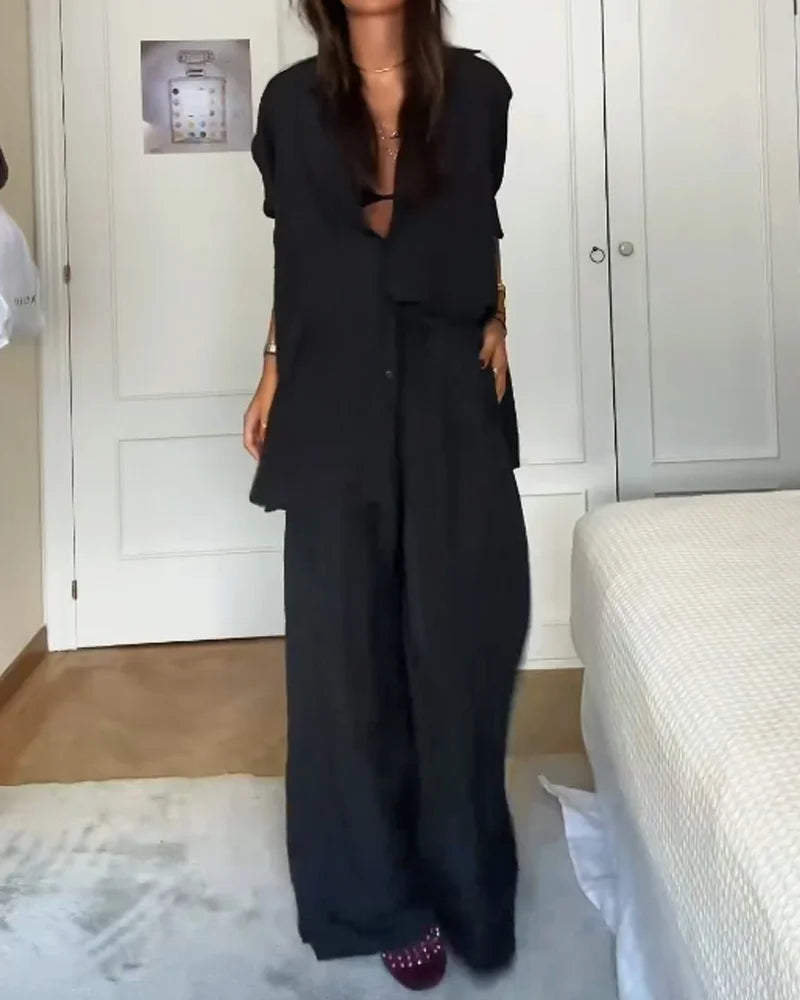 Modern two-piece set for women with solid-colored shirt and pants