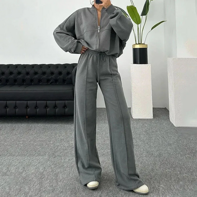 Women's casual sports set with zip-up jacket and high-waisted flared pants