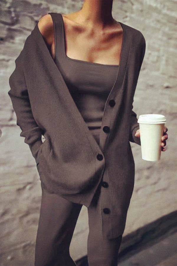 Comfort and style - Three-piece knit set