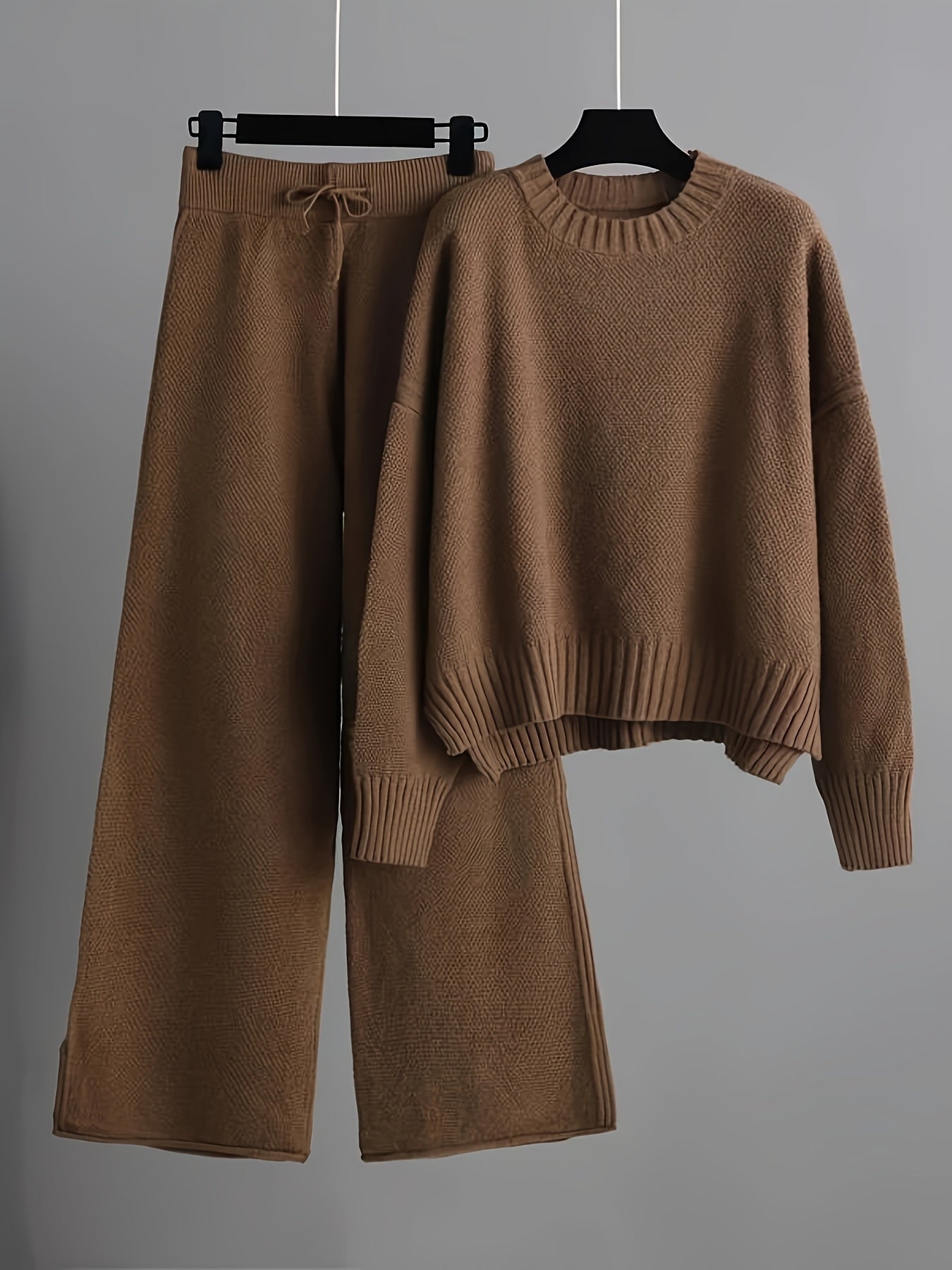 Elegant sweater and wide-legged pants set for women