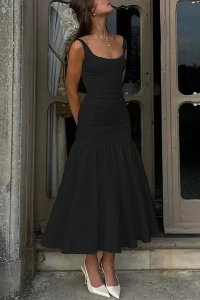 Andrea - Sleeveless U-Neck Bodycon Midi Dress