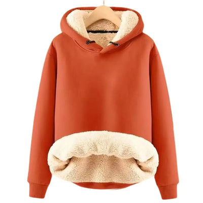 Warm women's coat with deep hood and long sleeves, ideal for cold days