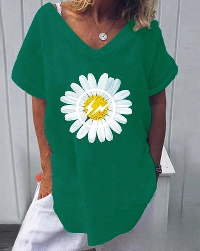 Desiree Daisy Print V-Neck Blouse - Casual Short Sleeve Style
