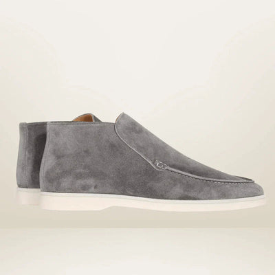Modern and comfortable men's loafers, ideal for any occasion