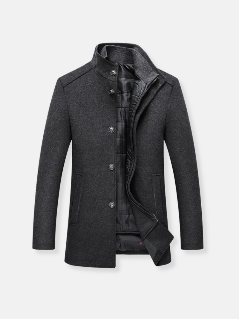 Elegant coat with high collar and button design