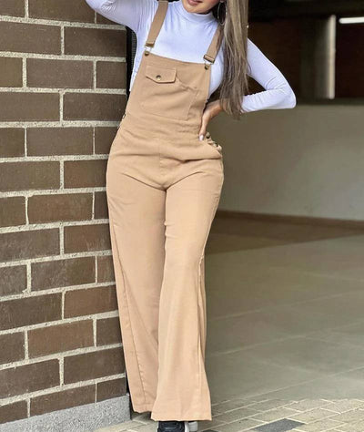 Dayana - Modern wide-leg jumpsuit with pocket design and strap detail