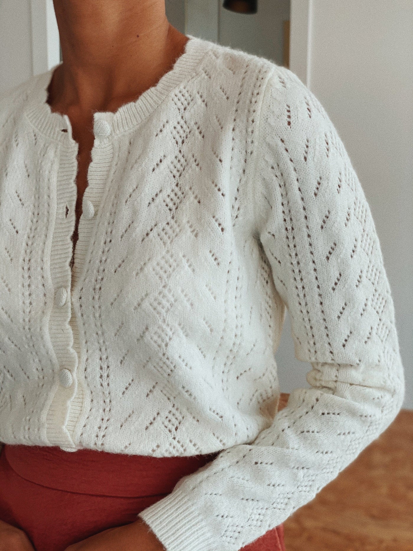 Charming women's cardigan for every day