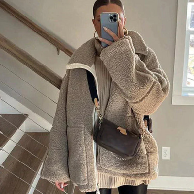 Modern and Warm Women's Jacket with Cozy Design for Winter