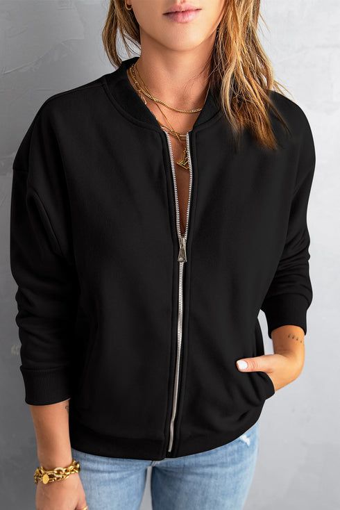 Women's black zip-up jacket with pockets: the perfect combination of style and comfort