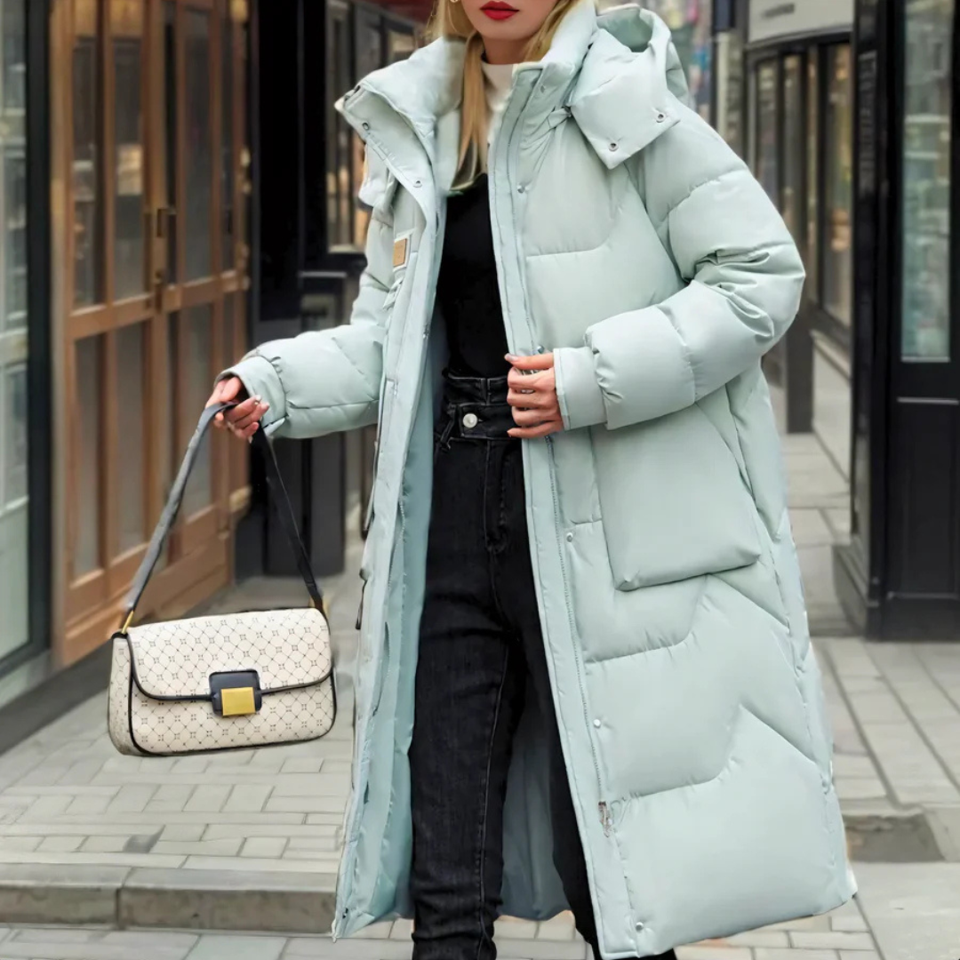 Modern long women's coat ideal for winter
