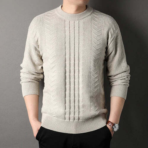 Cozy crew neck sweater: perfect for the fall/winter season