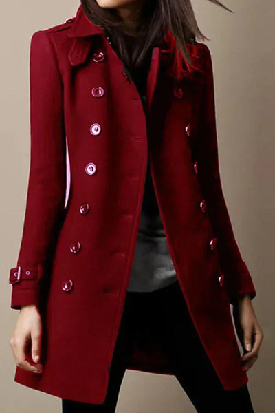 Lightweight jacket with long sleeves and elegant buttons