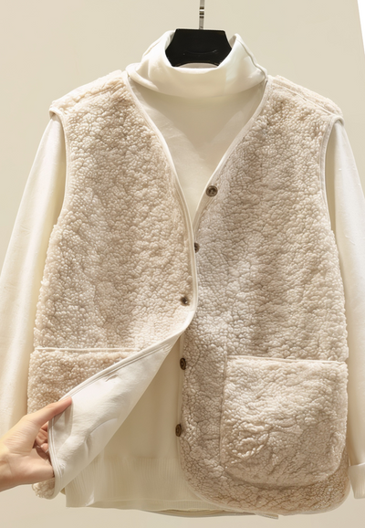 Cozy and warm women's vest ideal for cold days