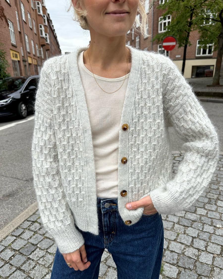 Cozy solid color button down V-neck long sleeve jacket