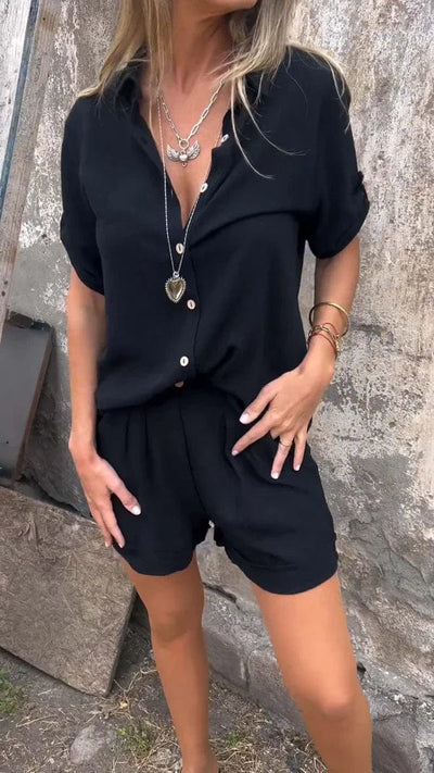 Lightweight summer set with short-sleeved shirt and button-down shorts