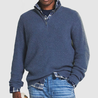 Warm and stylish men's sweater for cold days
