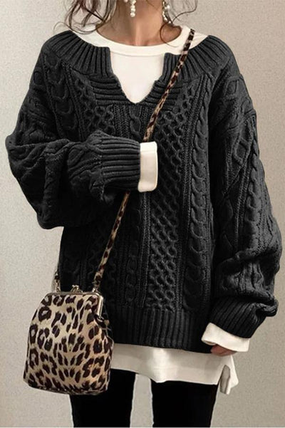 Cozy oversized sweater with an original print for a comfortable style