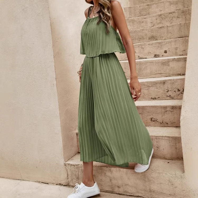 Loose summer set with thin strap top and long pleated skirt