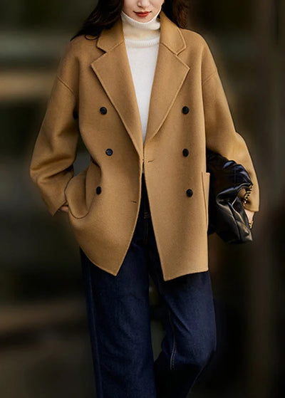 Camel Coat with Peter Pan Collar and Pockets for Fall Fashion