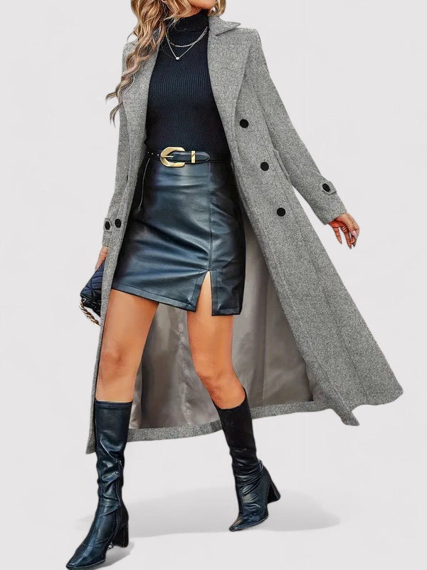 Long double-breasted coat with elegant design