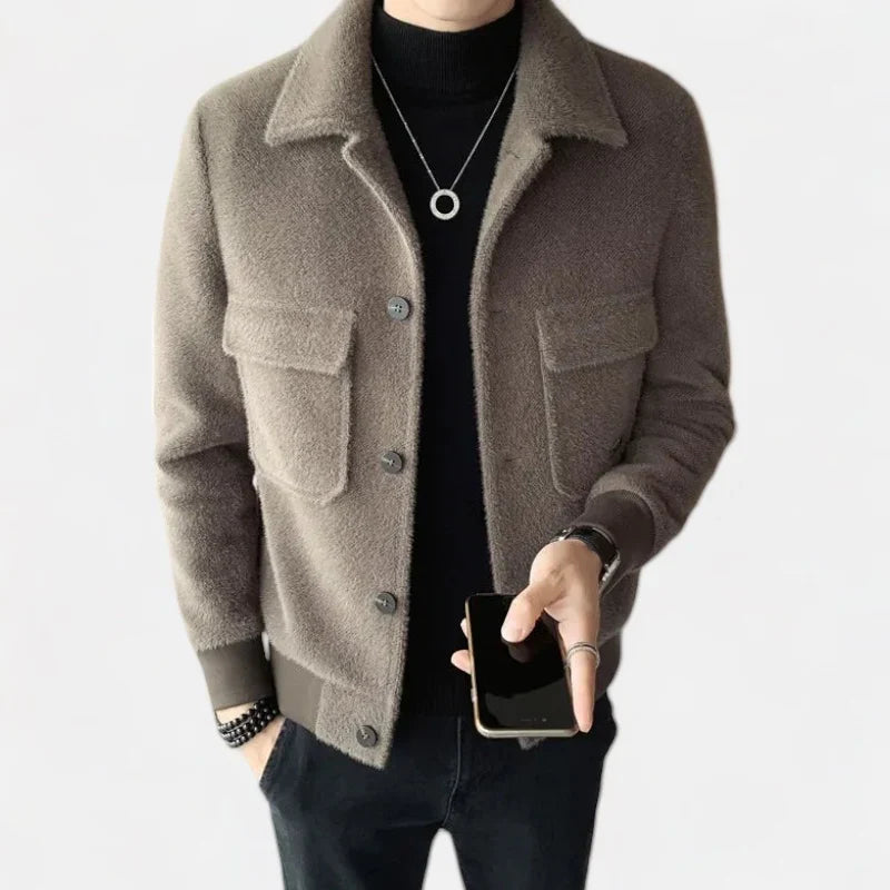 Elegant winter coat with a classic cut