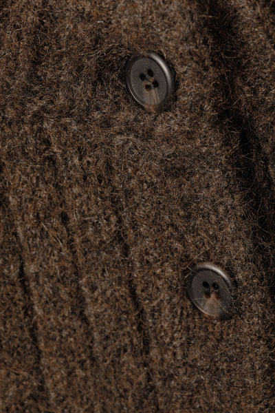 Loose Fit Cardigan – Versatile and Modern Garment