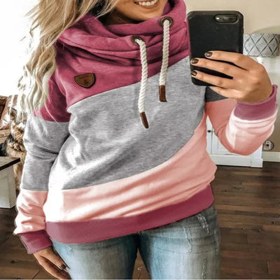 Comfortable long-sleeved hooded sweater for relaxing