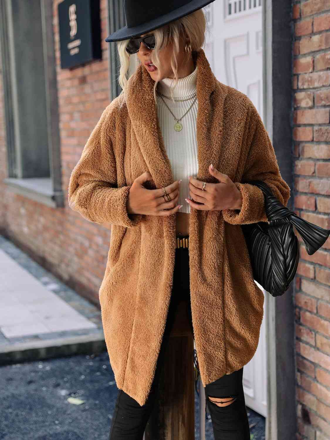Warm teddy bear-effect coat for everyday outings