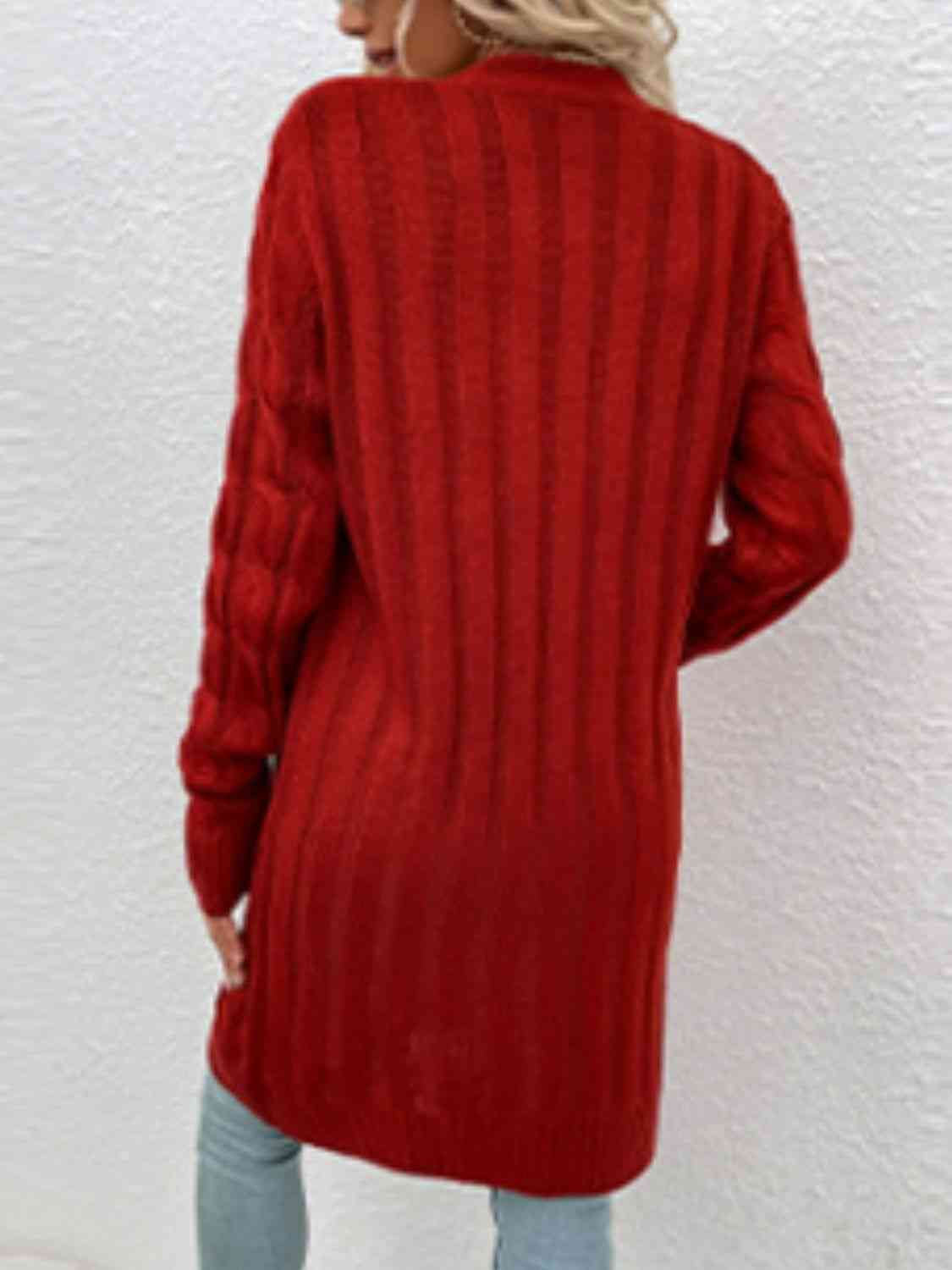Cable Knit Cardigan with Pockets – Stylish Button-Down Design for Comfort