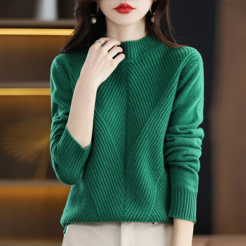 Elegant and versatile sweater