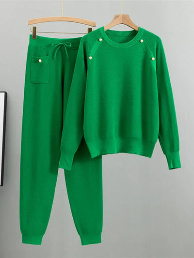 Women's Casual Sweater and Pants Set: A Classic Fall Outfit