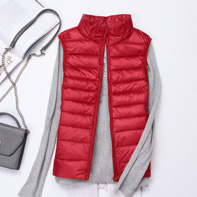 Women's lightweight vest with a comfortable and modern design