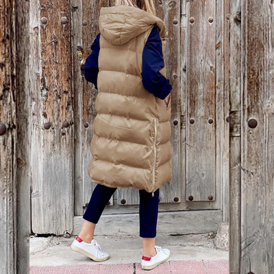 Stylish and eye-catching hooded jacket