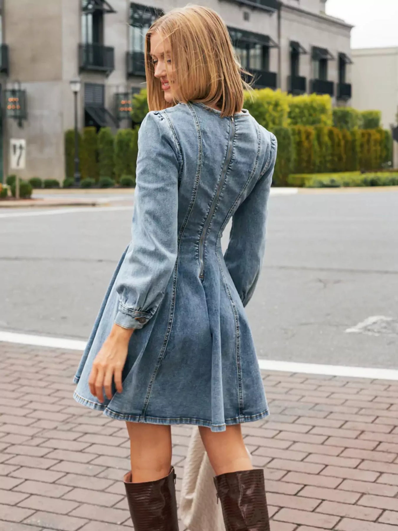 Long-sleeved denim dress with a round neckline