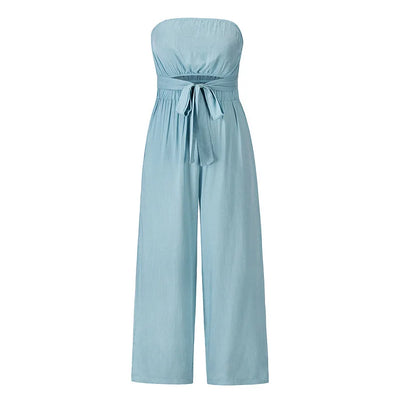 Elegant women's jumpsuit with strapless design and wide-legged trousers