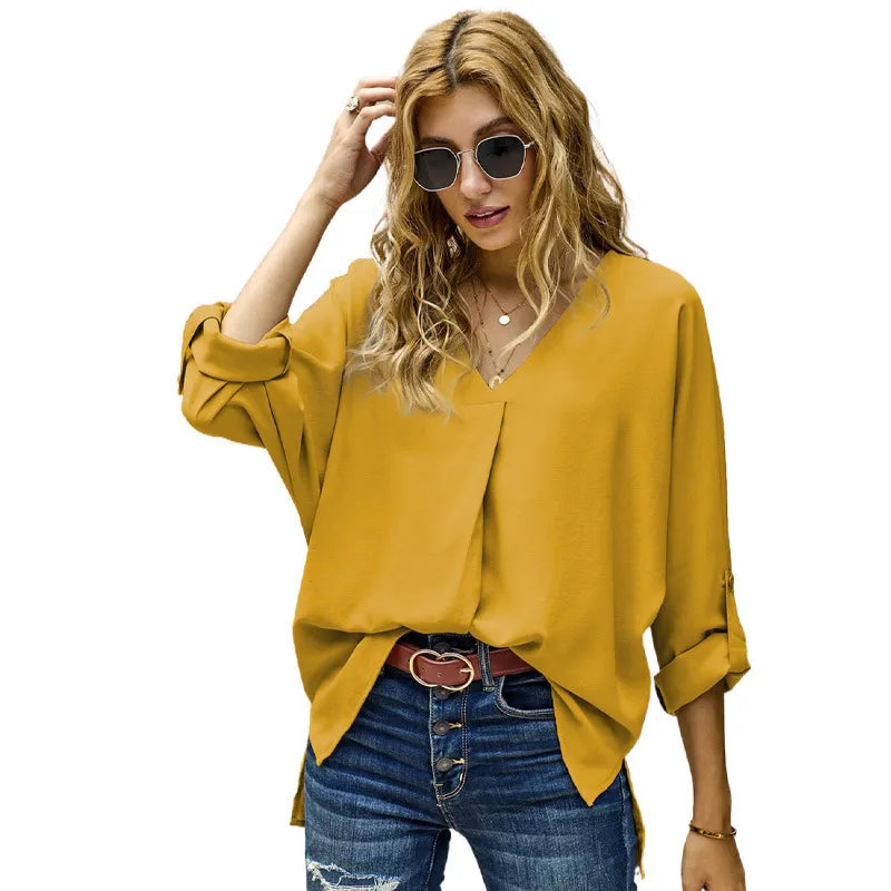 Relaxed and versatile blouse: timeless style and comfort