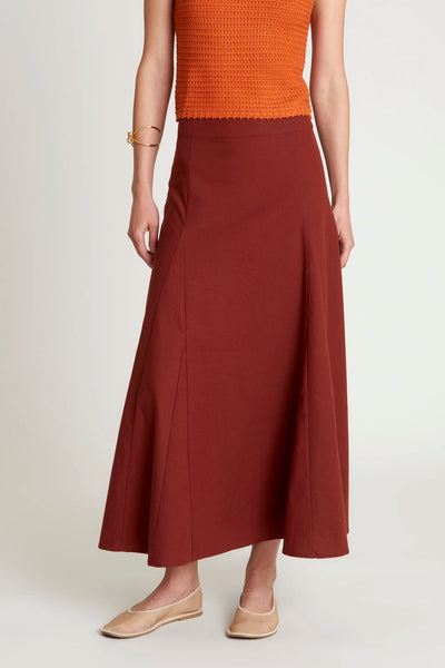 Casual long skirt ideal for summer days