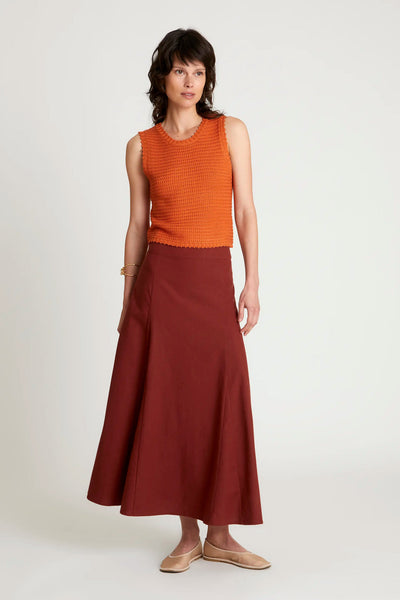 Casual long skirt ideal for summer days