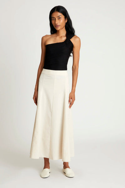 Casual long skirt ideal for summer days